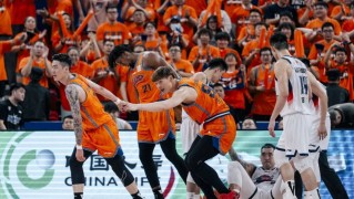 hth-CBA季后赛！上海男篮vs山东男篮，赛前带来上海男篮张镇麟、偰李永炜、怀特塞德以及山东男篮高诗岩的最新消息