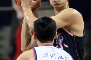 华体会-广东新外援加盟如雪中送炭 首秀砍三双助球队反弹