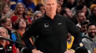 huatihui-“看着真的太恶心！”约基奇罚球巅峰战让科尔破防